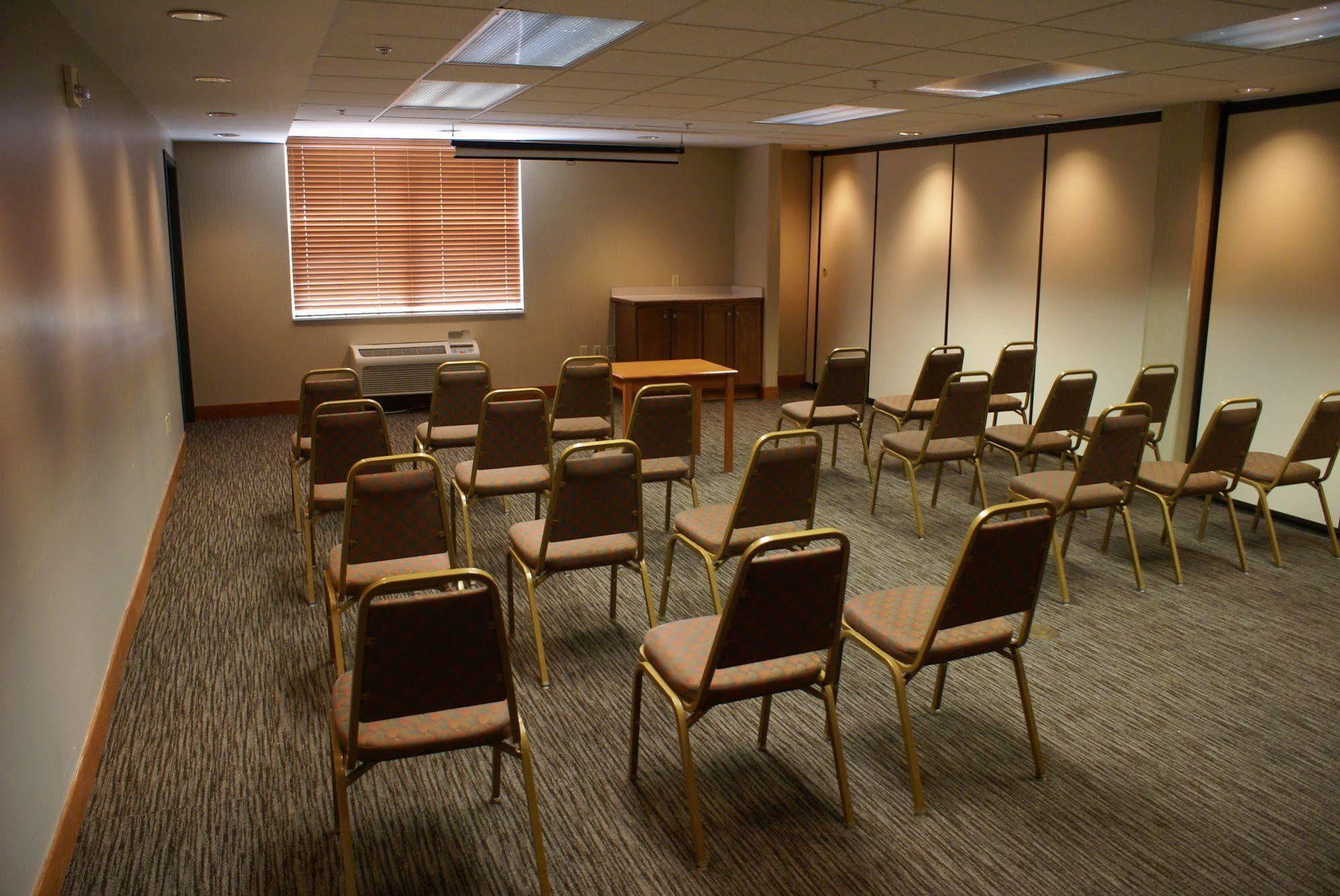 Country Inn & Suites By Radisson, Lansing, Mi المظهر الخارجي الصورة